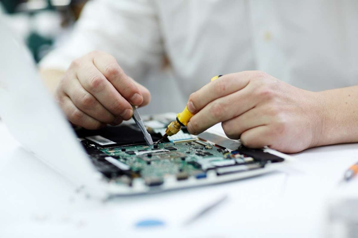 7 Steps to Become a PCB Designer in 2025 | The Enterprise World