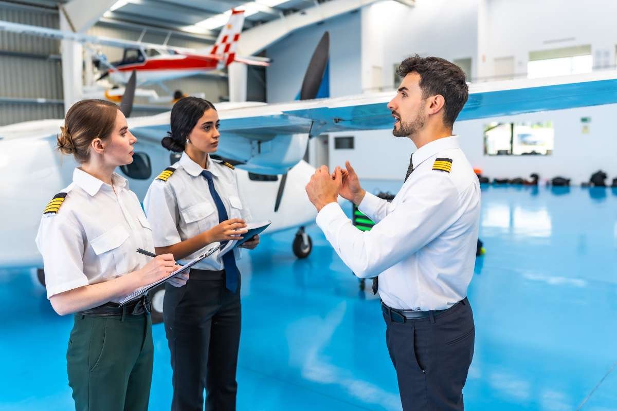 Pilot Training 2025: What Flying Schools Don’t Reveal | The Enterprise World