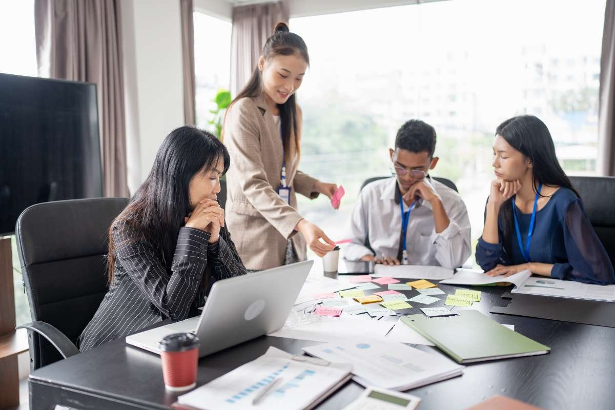 How To Train Your Property Management Team For Peak Efficiency? | The Enterprise World