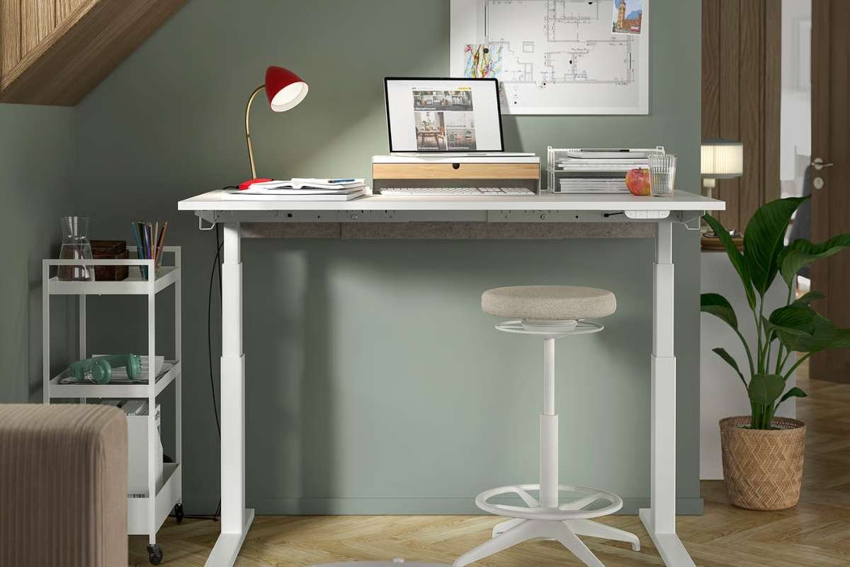 7 Best Standing Desks in Australia Reviewed 2025 | The Enterprise World