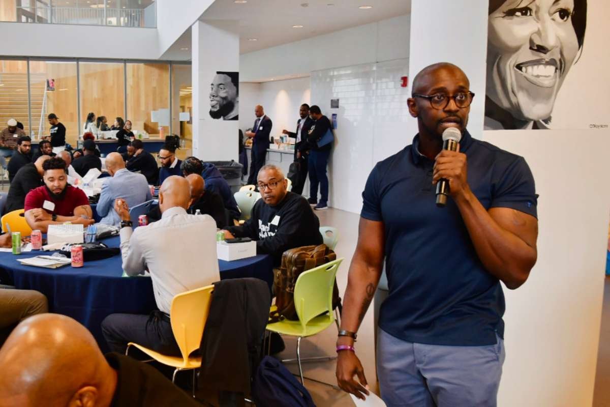 Dr. Andre Samuels Inspiring Growth | Apogee Executive Coaching | The Enterprise World