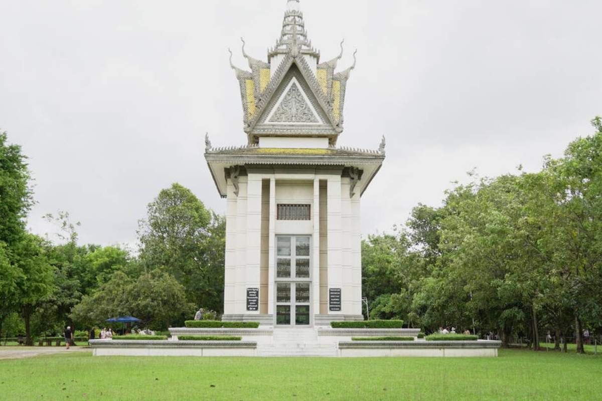 The 25 Most Haunted Places in the World Will Shock Every Brave Traveler | The Enterprise World