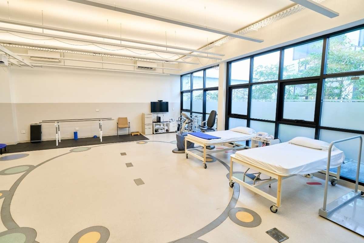 Assisted Living Facility Tour Questions: Key Things to Ask on Visits | The Enterprise World