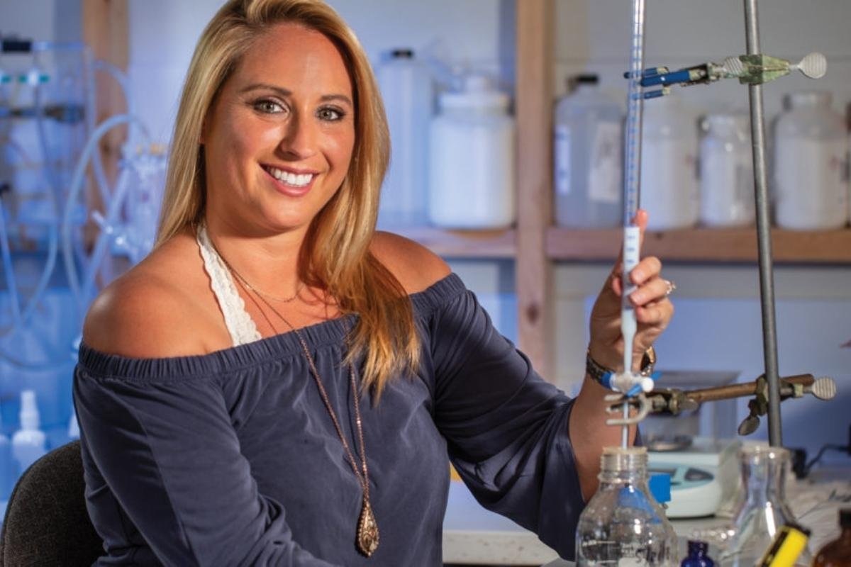 Dr. Kerriann Greenhalgh: Transforming Patient Healing | KeriCure Medical | The Enterprise World