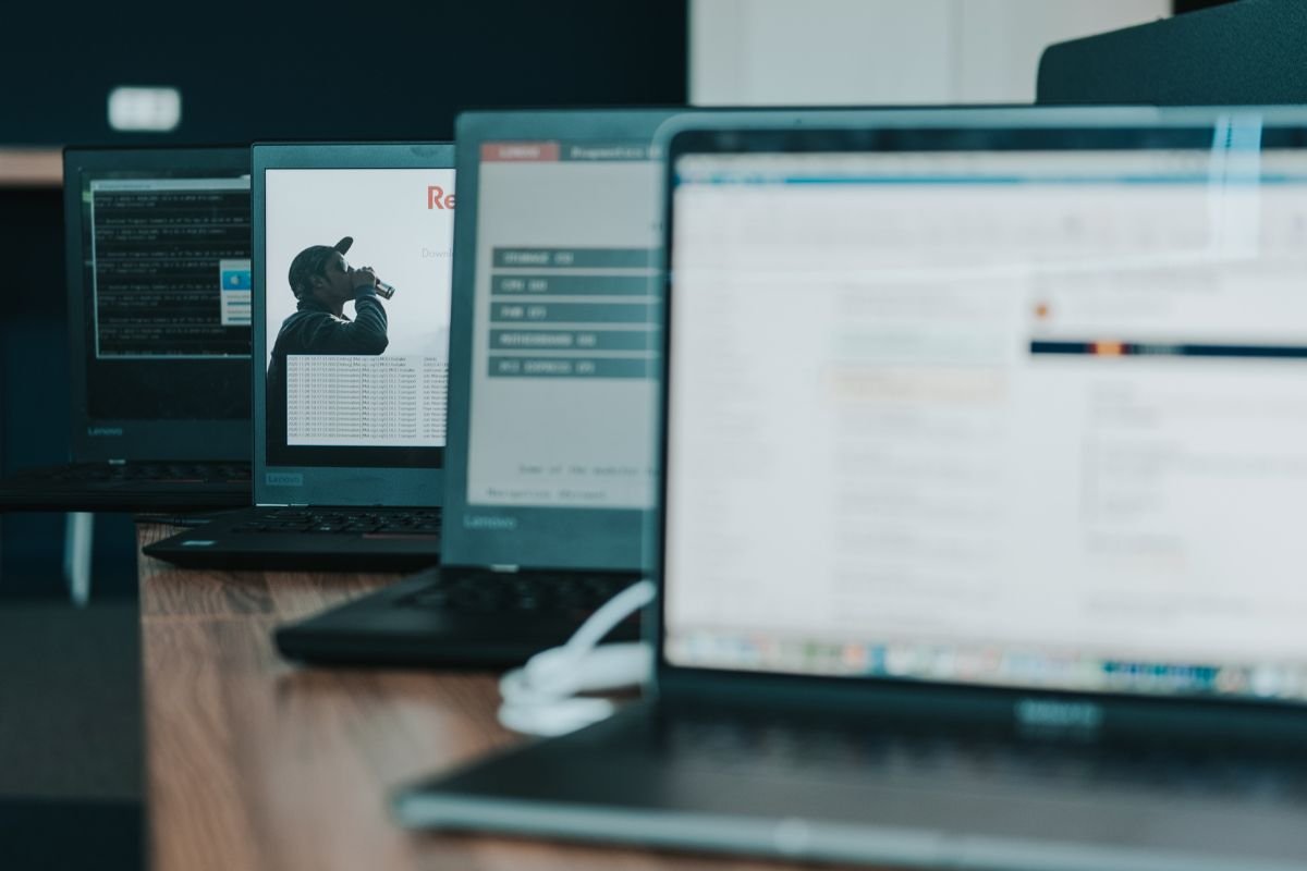 How Review Platforms Are Shaping Canada’s Digital Finance Landscape? | The Enterprise World