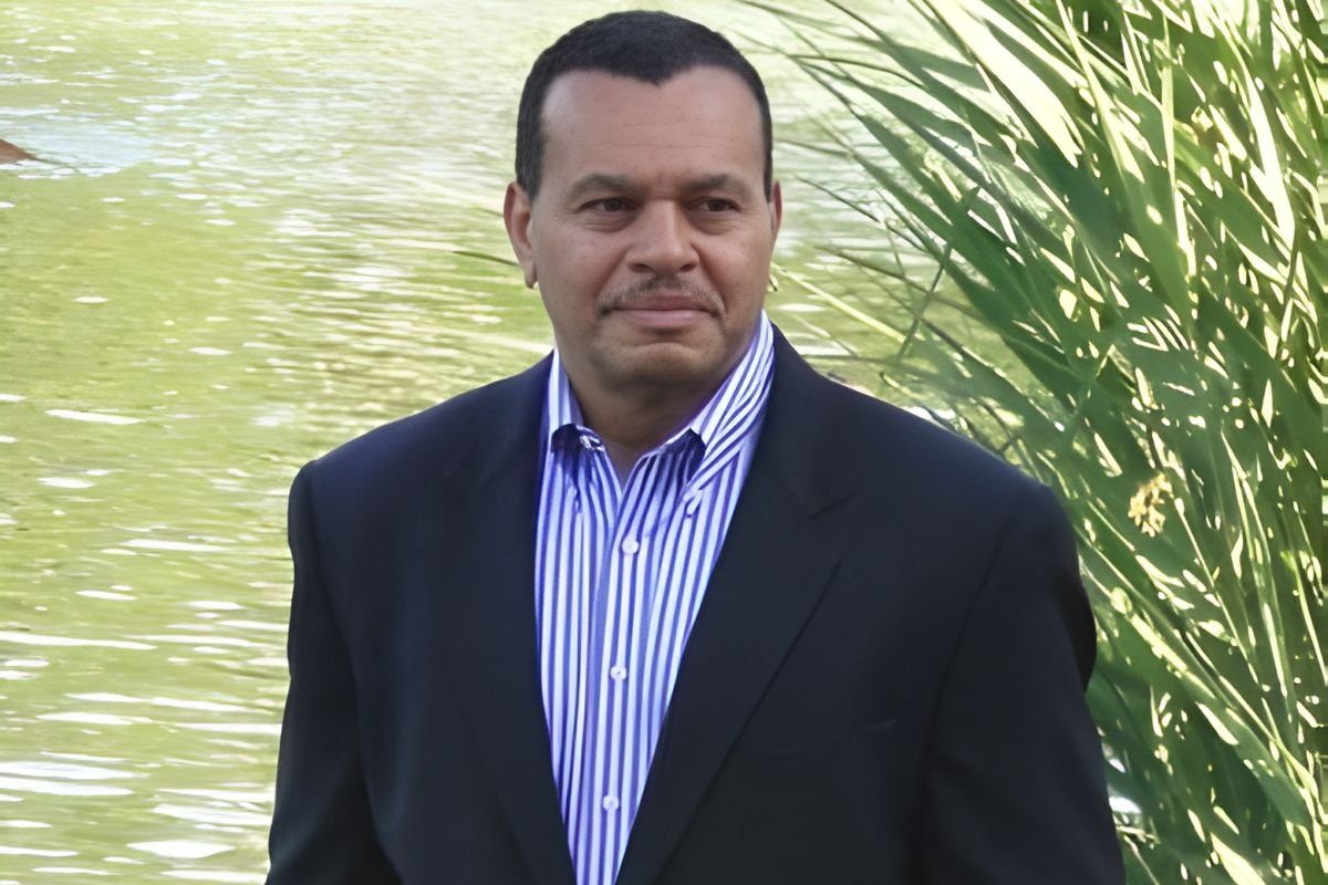 Dr. James Michael Shorter: Innovation in Veterinary Care | Kalvig & Shorter Veterinary Associates | The Enterprise World