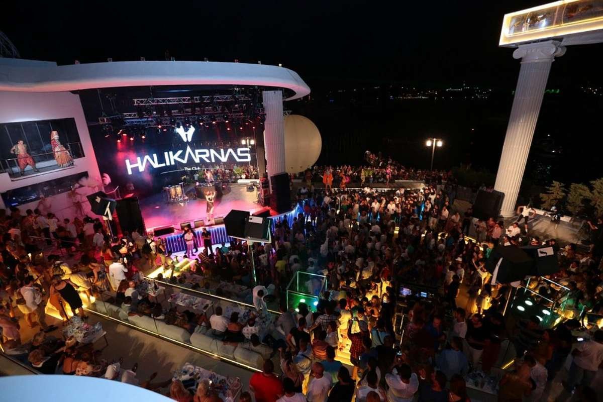Most Expensive Nightclubs in the World: Where Music, Money, and Access Collide | The Enterprise World