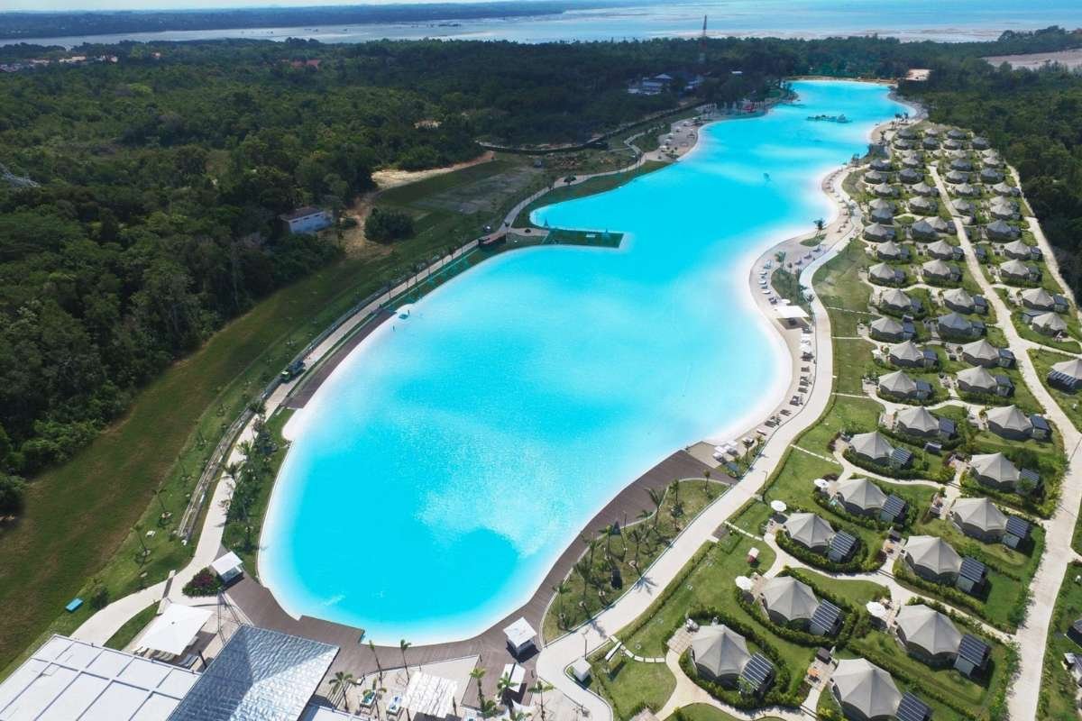 Largest Swimming Pools In The World That Feel Bigger Than Oceans | The Enterprise World