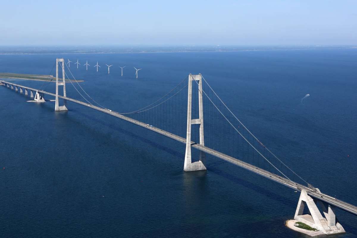 Longest Sea Bridges in the World: Top 20 Engineering Marvels | The Enterprise World