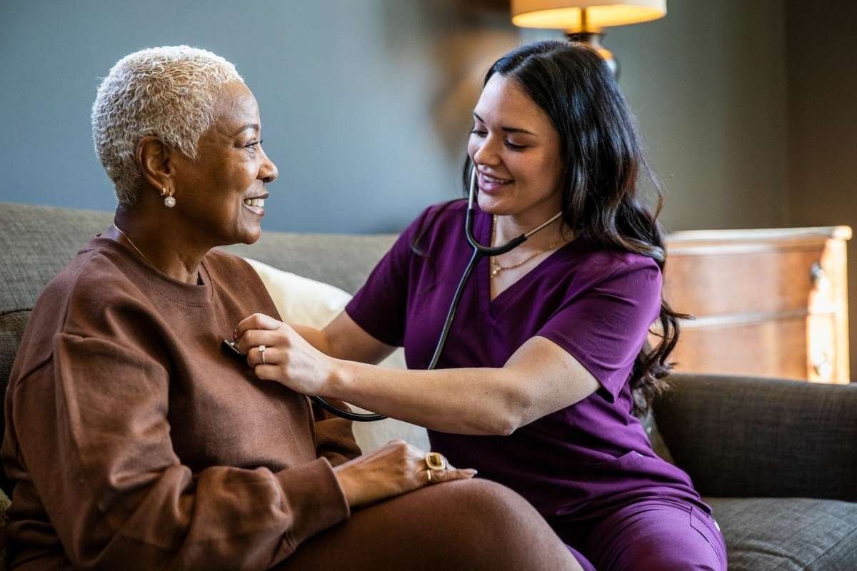 Why 24/7 Accessibility Matters in Elder Home Care (And What Families Should Expect)?