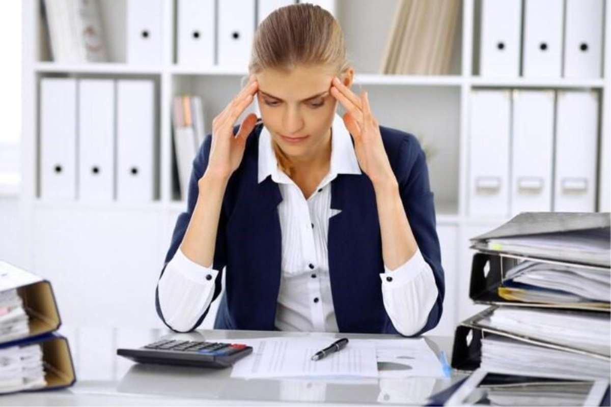 How Outsourced Bookkeeping Services Help If You Are Struggling with Your Finances? 