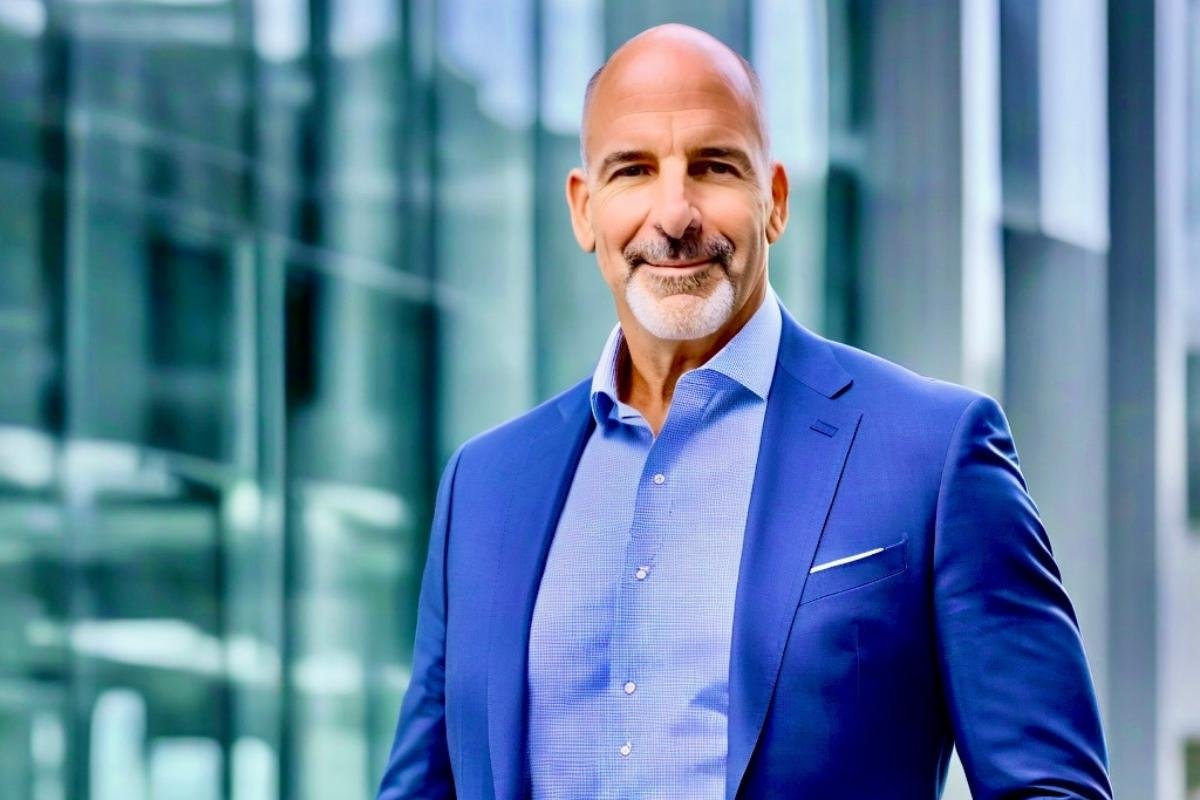 North Star Communications Consulting: Mark Dollins - Guiding Companies | The Enterprise World