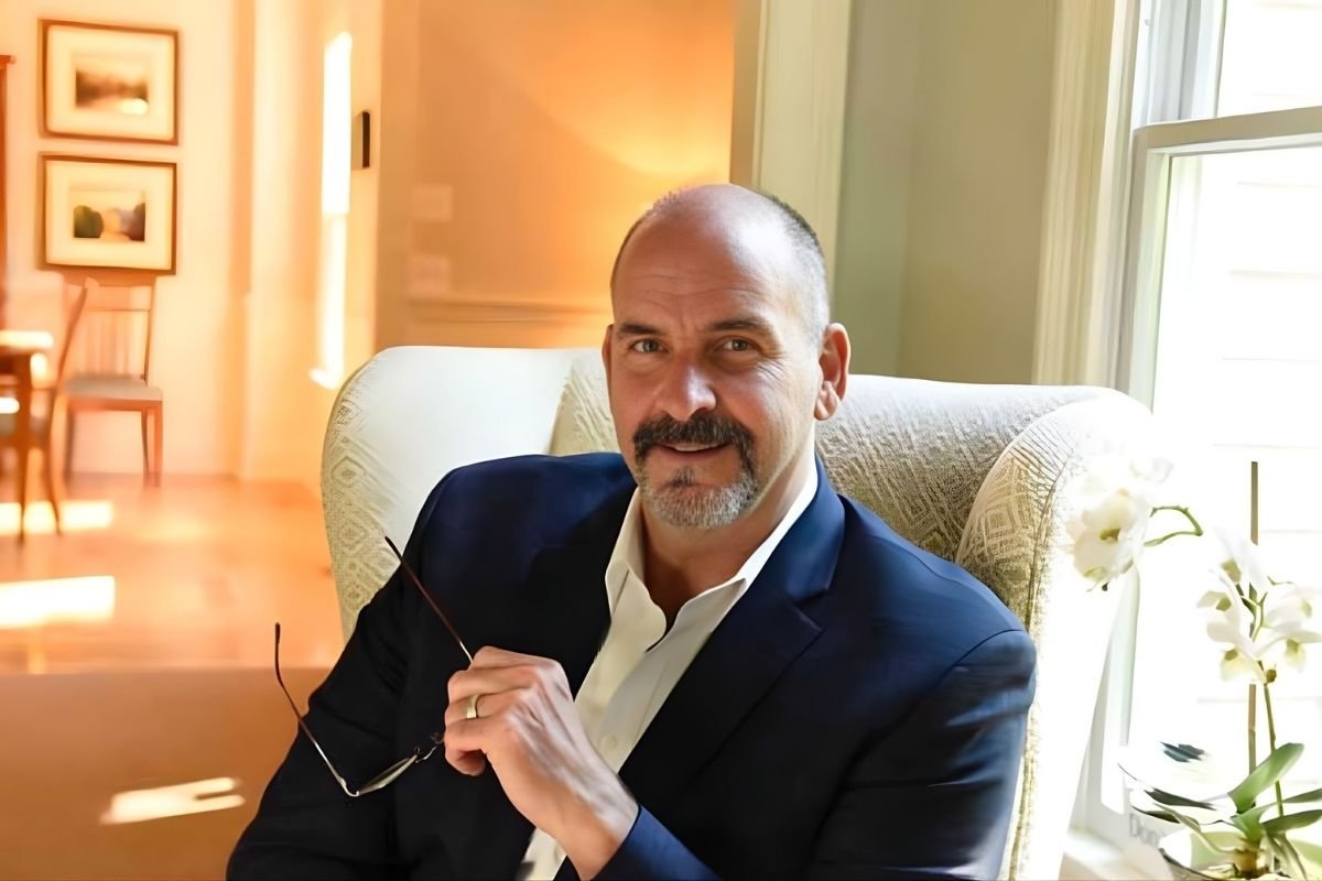 North Star Communications Consulting: Mark Dollins - Guiding Companies | The Enterprise World