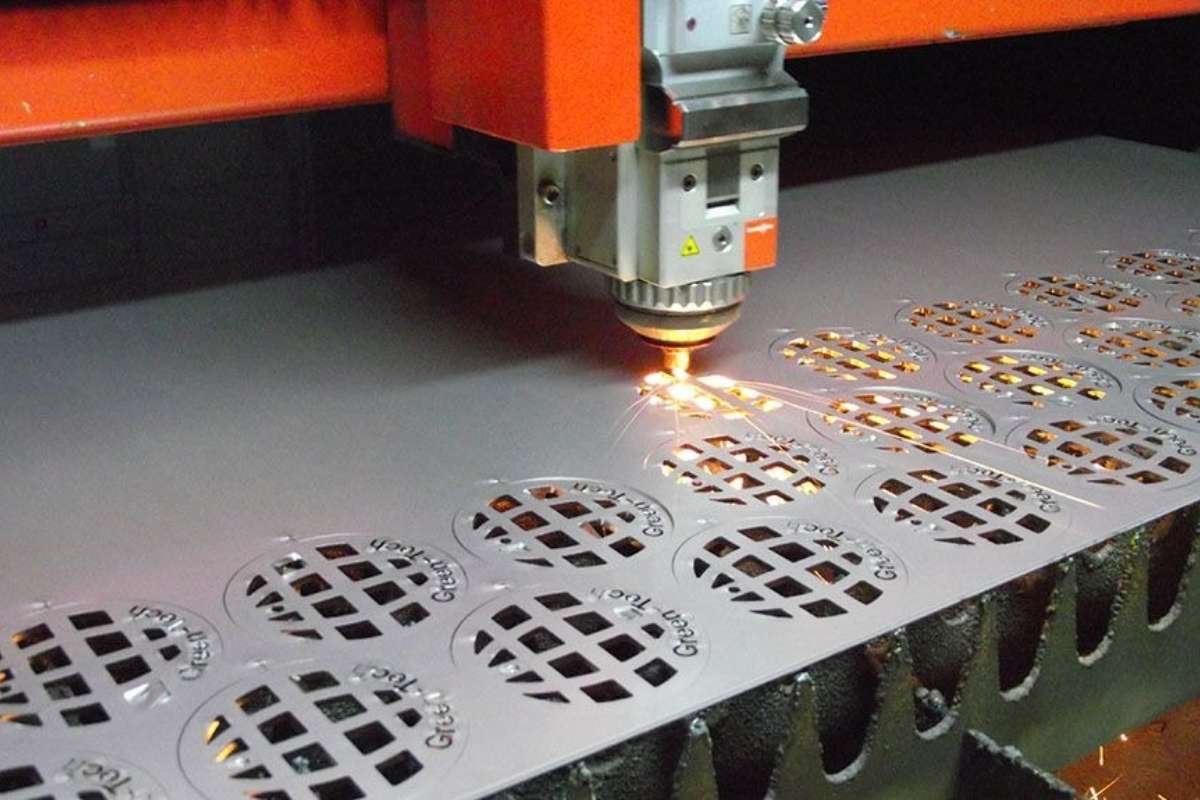 How Fiber Laser Cutting Machines Improve Sheet Metal Production Efficiency? | The Enterprise World 