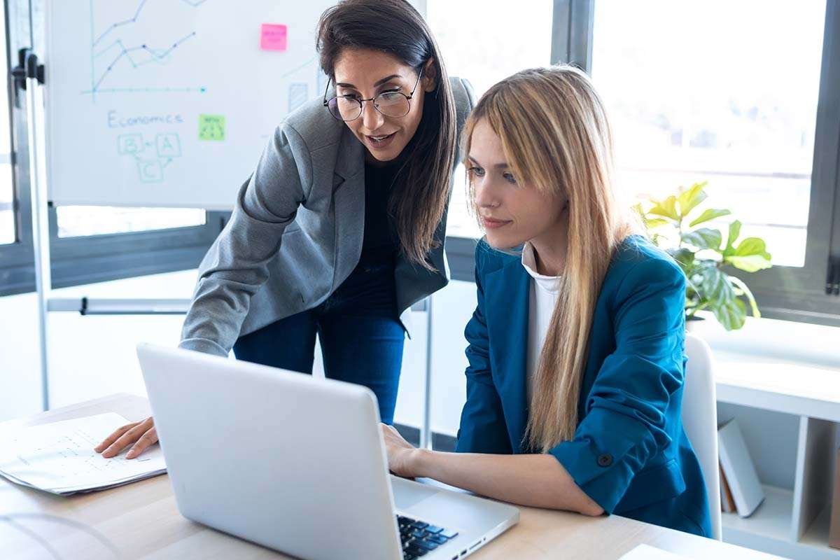 5 Essential Commercial Services That Support Business Infrastructure 