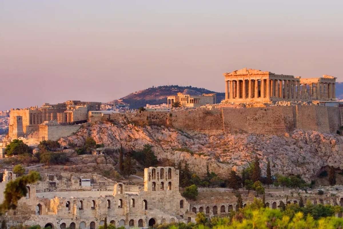 Source - architecturaldigest.com