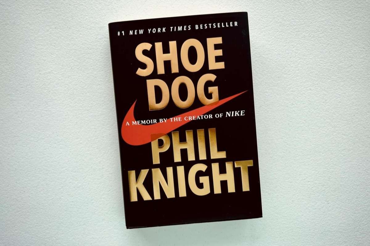 Top 30 Best Books for Entrepreneurs in 2026 | The Enterprise World