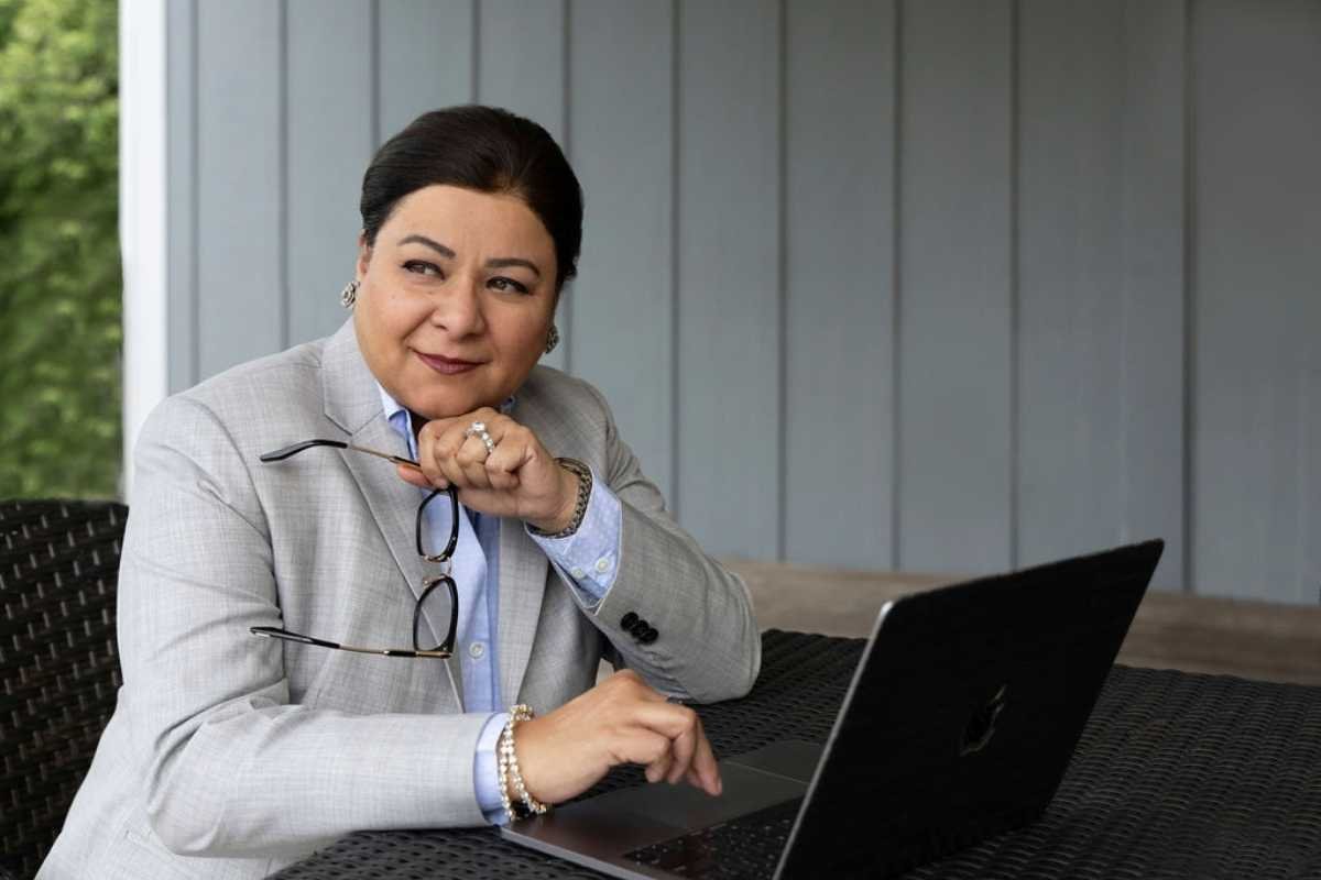 Samina Chowdhury- Real Estate Advisor | Bob Lucido Team | The Enterprise World