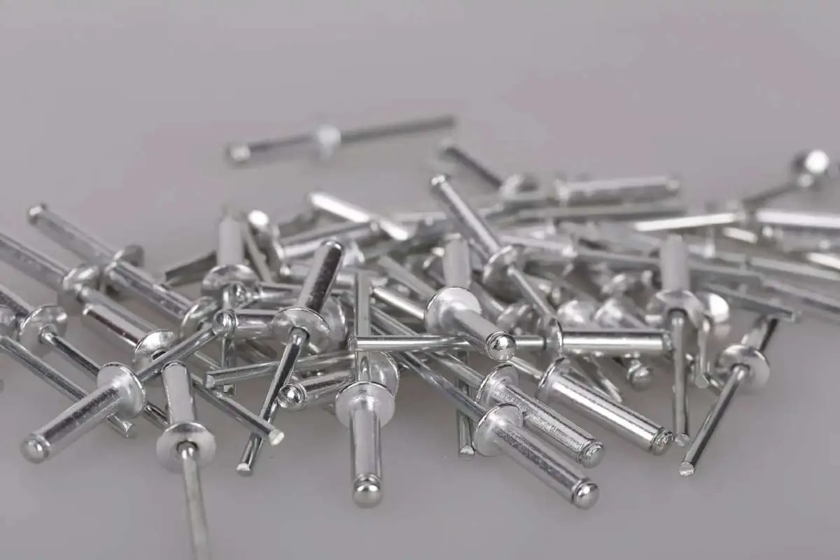 Practical Guide to Choosing the Right Solid Rivets