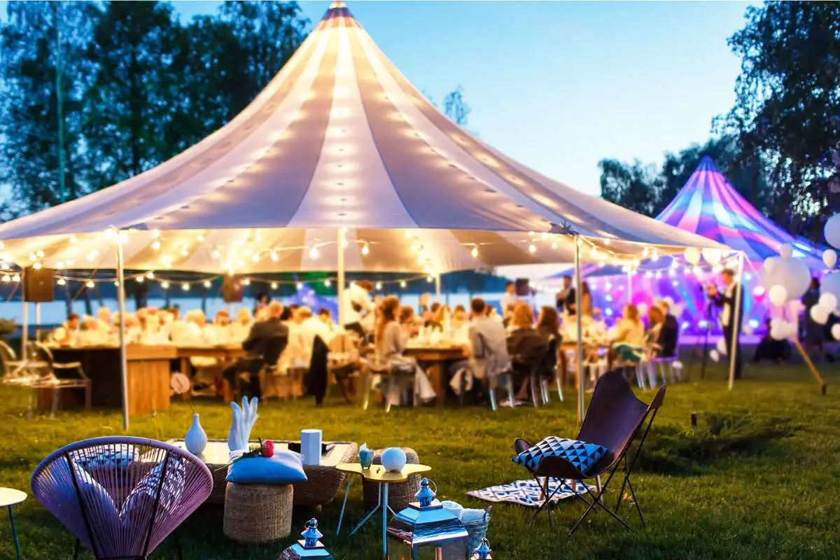How to Manage an Outdoor Business Event?