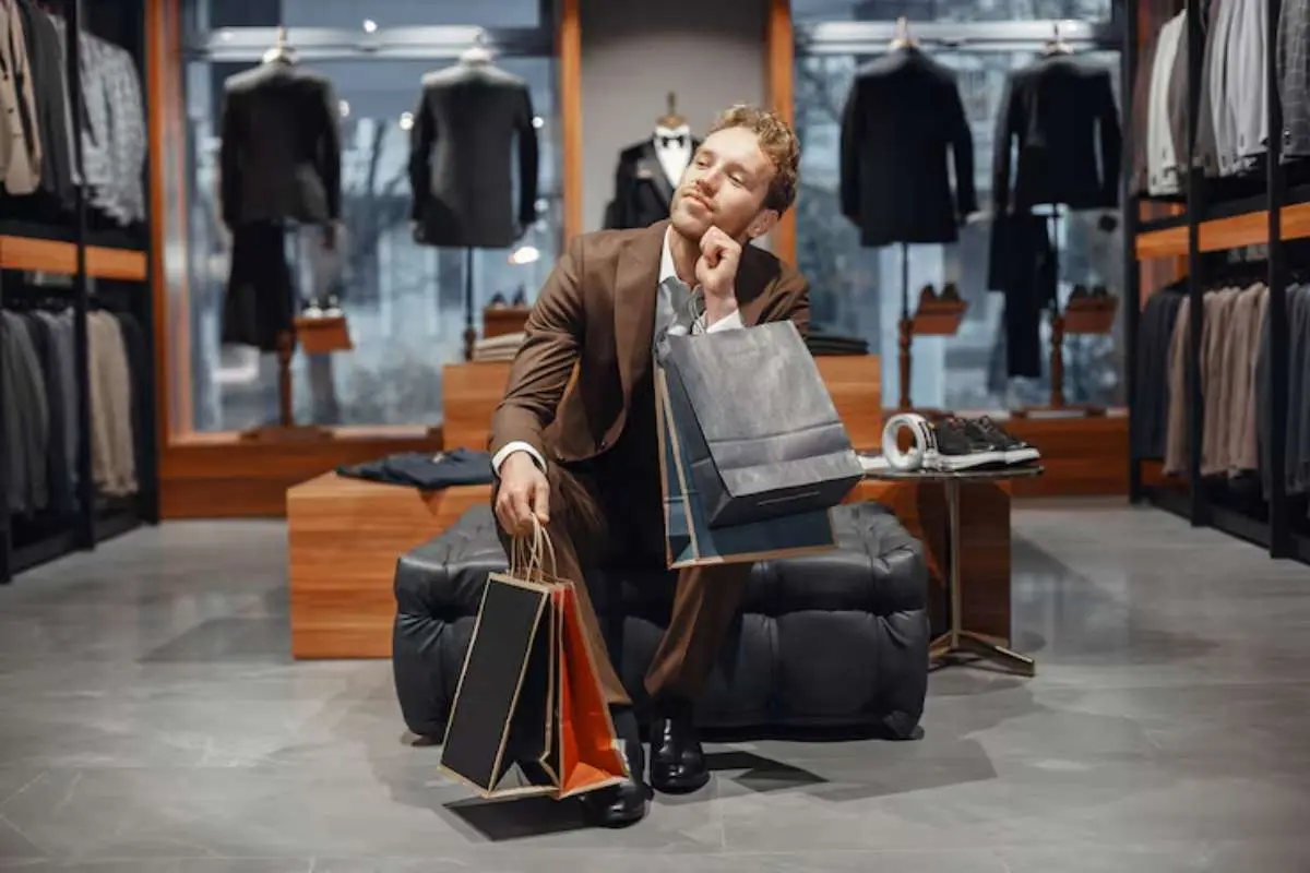 Tips for Buying and Selling Luxury Fashion 