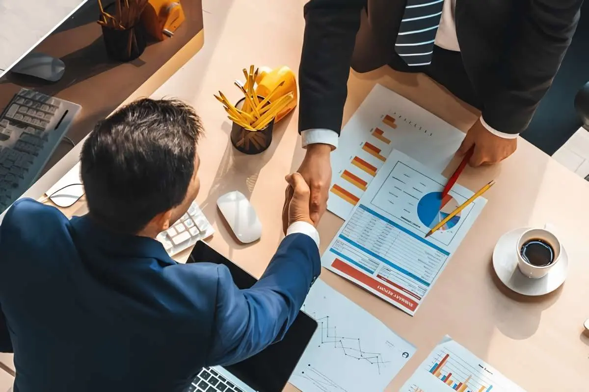 Strategic Alliance vs Joint Venture: How to Choose the Right Structure | The Enterprise World