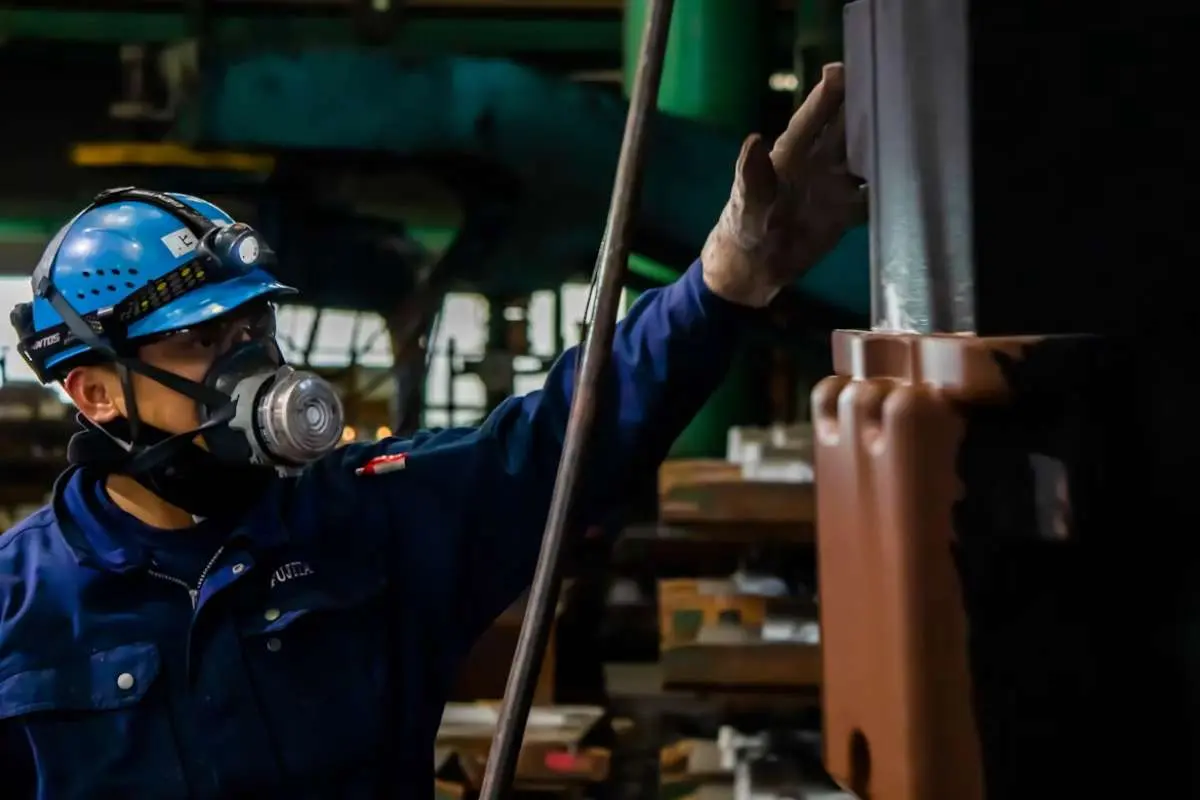 Industrial Air Quality: A Complete Guide to Safer Workspaces | The Enterprise World