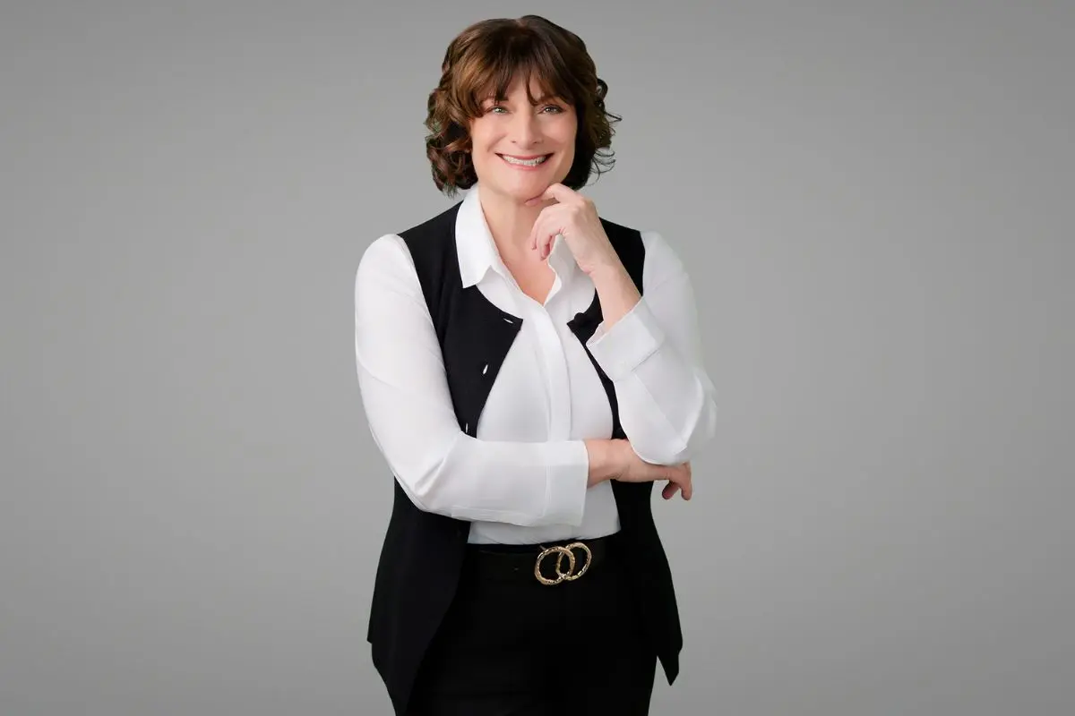 Christine Riley VanDerVort: Workplace Culture | CRV Consulting | The Enterprise World