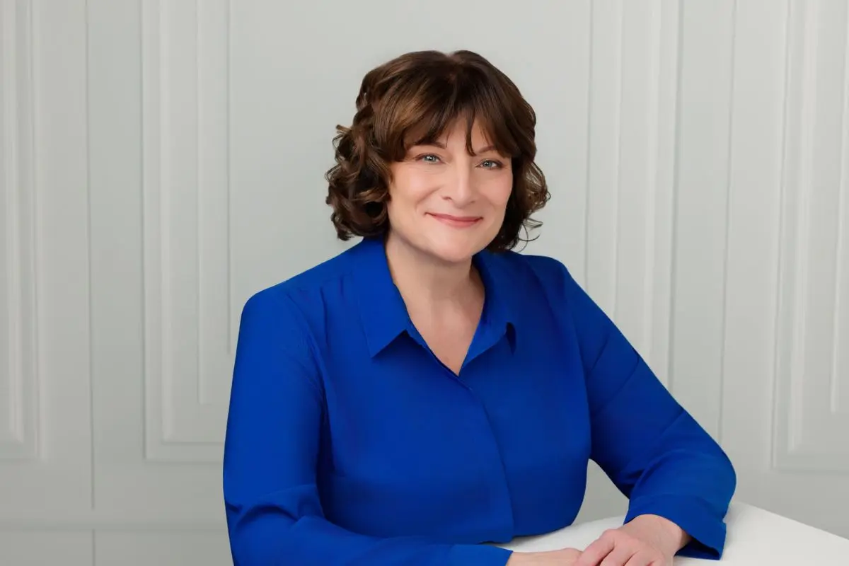 Christine Riley VanDerVort: Workplace Culture | CRV Consulting | The Enterprise World
