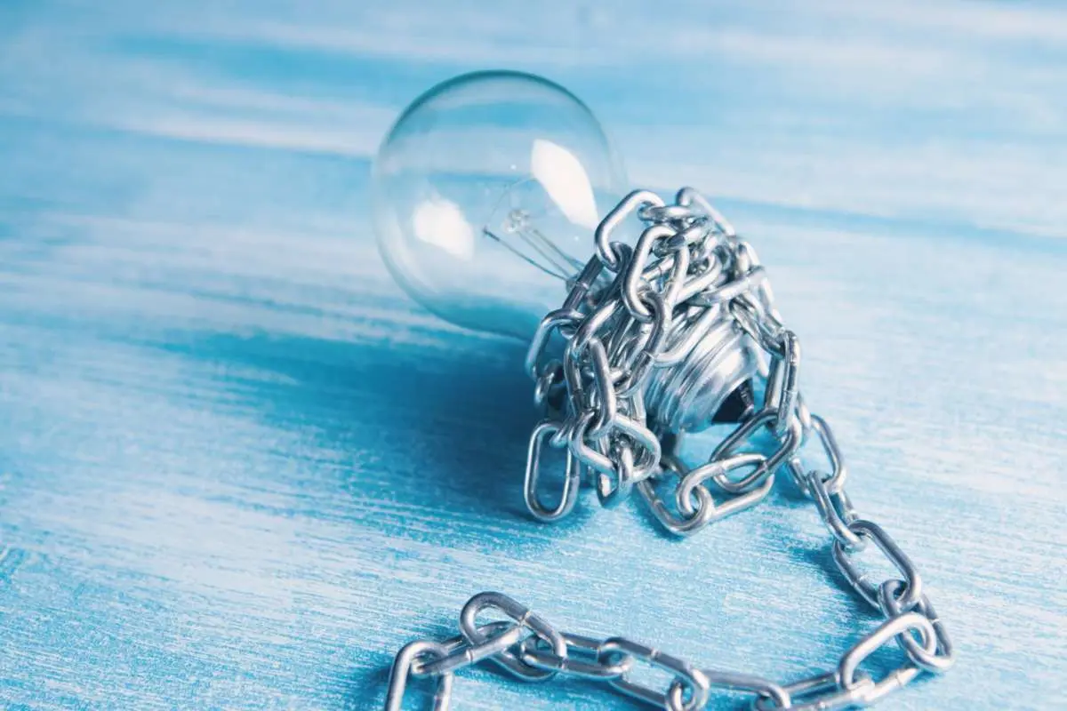 Tokenized Stocks & On-Chain Intelligence Strategy | The Enterprise World
