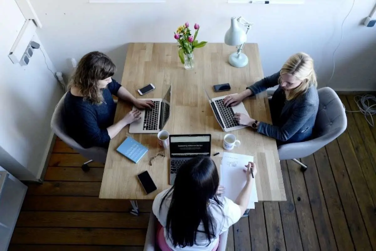 The 8 Employee Retention Strategies That Help Businesses Keep Top Talent | The Enterprise World