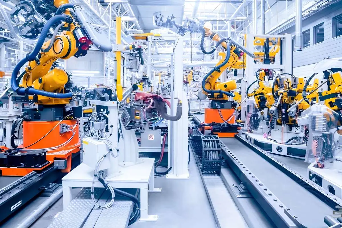 Smart Manufacturing vs Lean Manufacturing: What Sets Them Apart | The Enterprise World