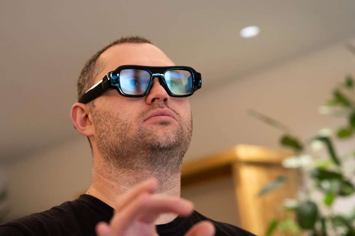 Snap Specs Glasses: Snap Launches $2,195 Mixed Reality Specs | The Enterprise World