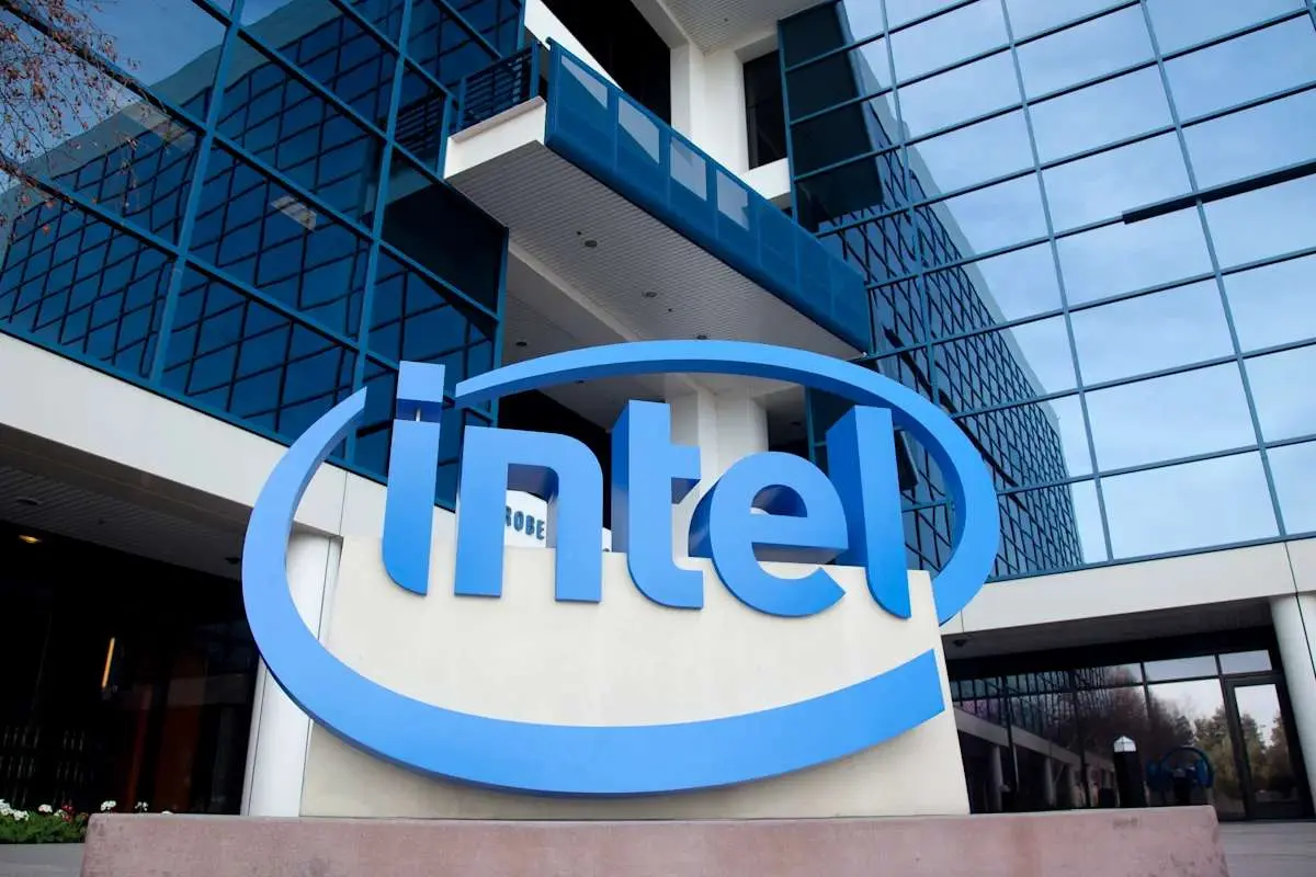 Intel Stock Jumps 10.3% After Analyst Upgrade | The Enterprise World