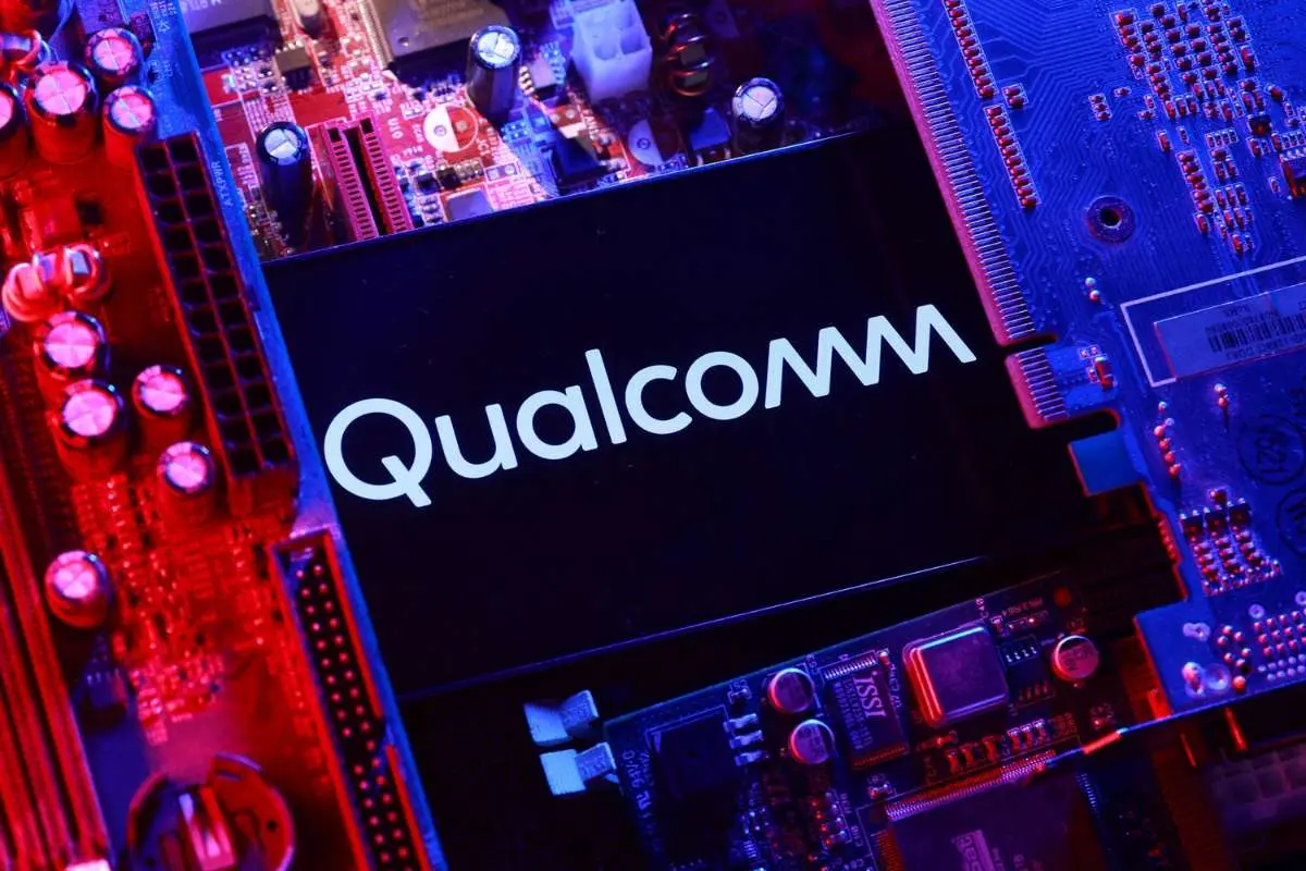 Qualcomm Shares Rise 3% After AWS AI Chip Deal | The Enterprise World