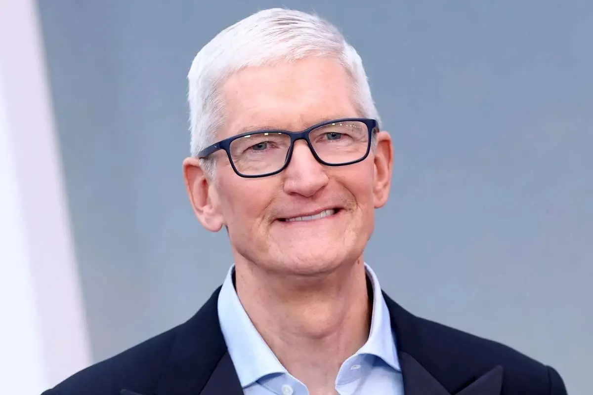 Tim Cook’s Apple Era Ends as John Ternus Takes the Helm | The Enterprise World