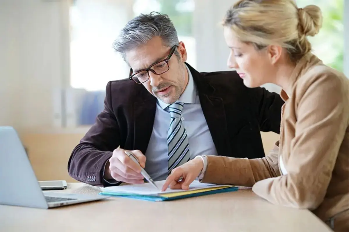 5 Ways Professional Indemnity Insurance Secures Your Business | The Enterprise World