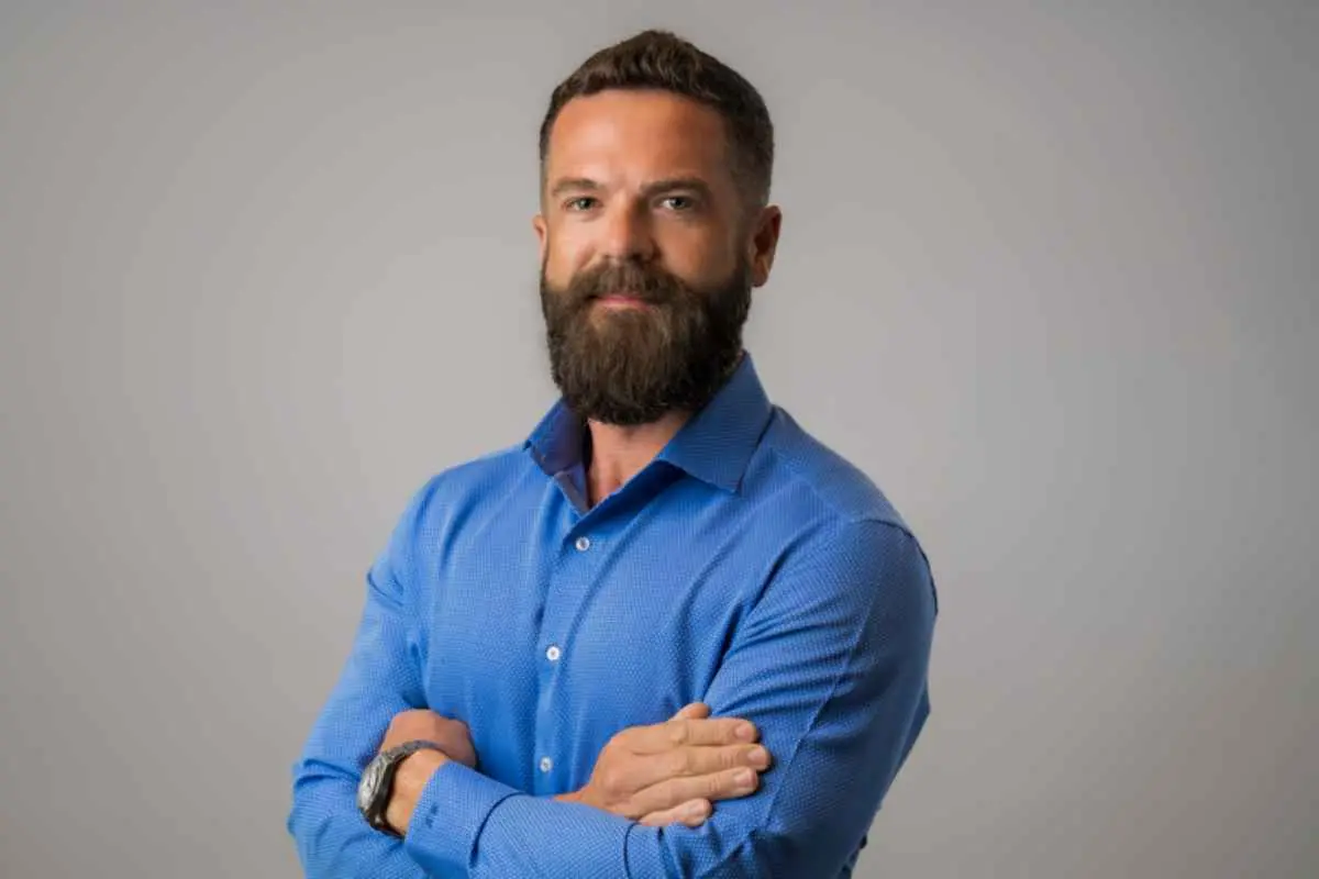 Brad Gintz: Transforming Vehicle Tech | EZ LYNK | The Enterprise World